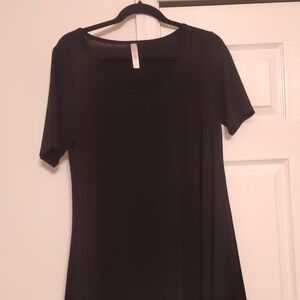 LuLaRoe Black Short Sleeve Top